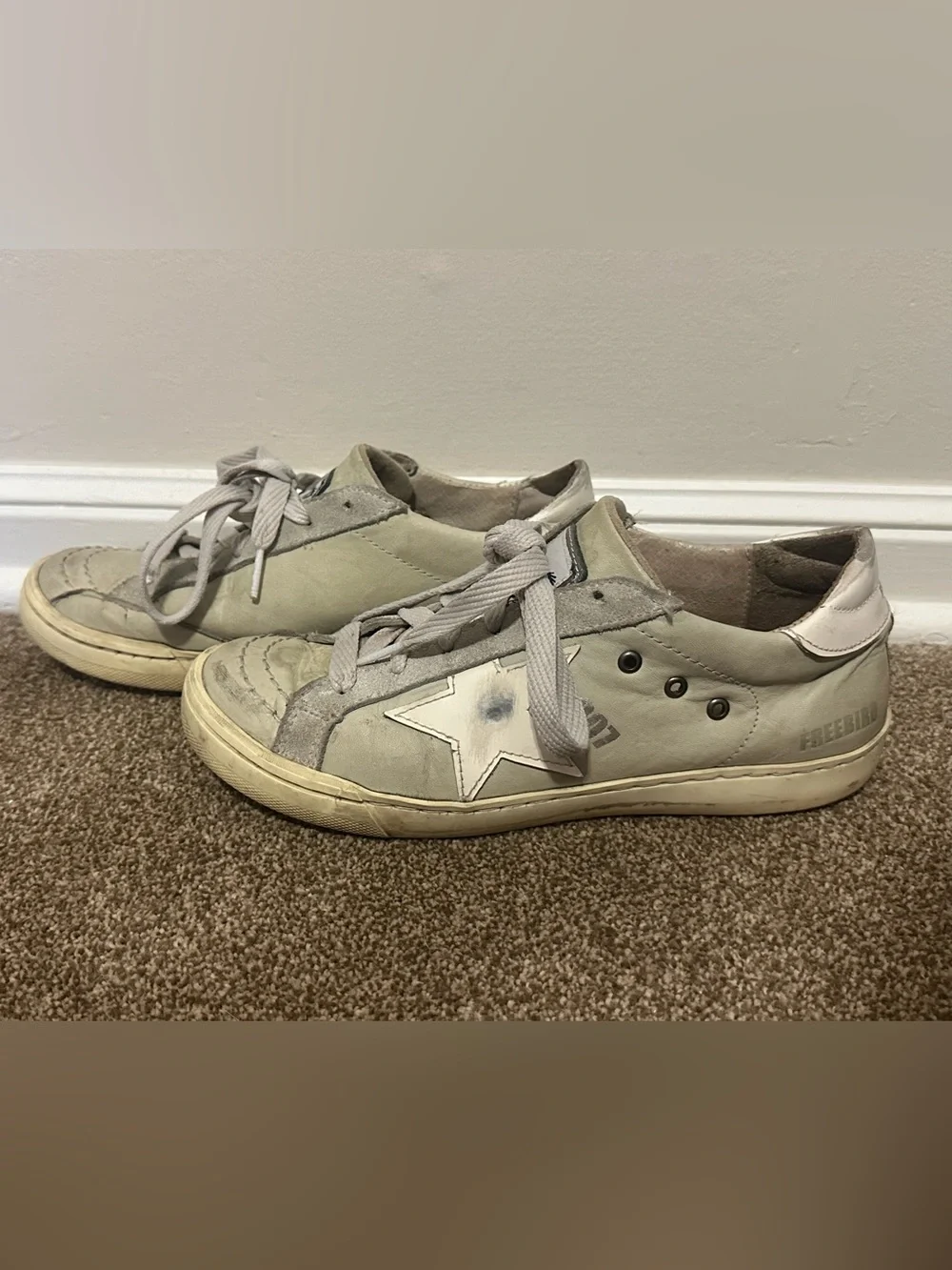 Freebird by Steven Women's Star Accent Sneakers - Light Gray and White